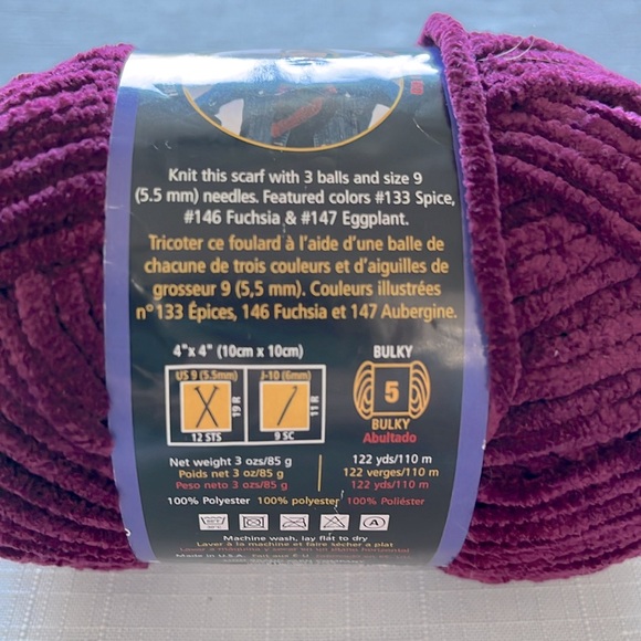 LION BRAND SUEDE YARN BUNDLE OF 7 - Picture 13 of 14